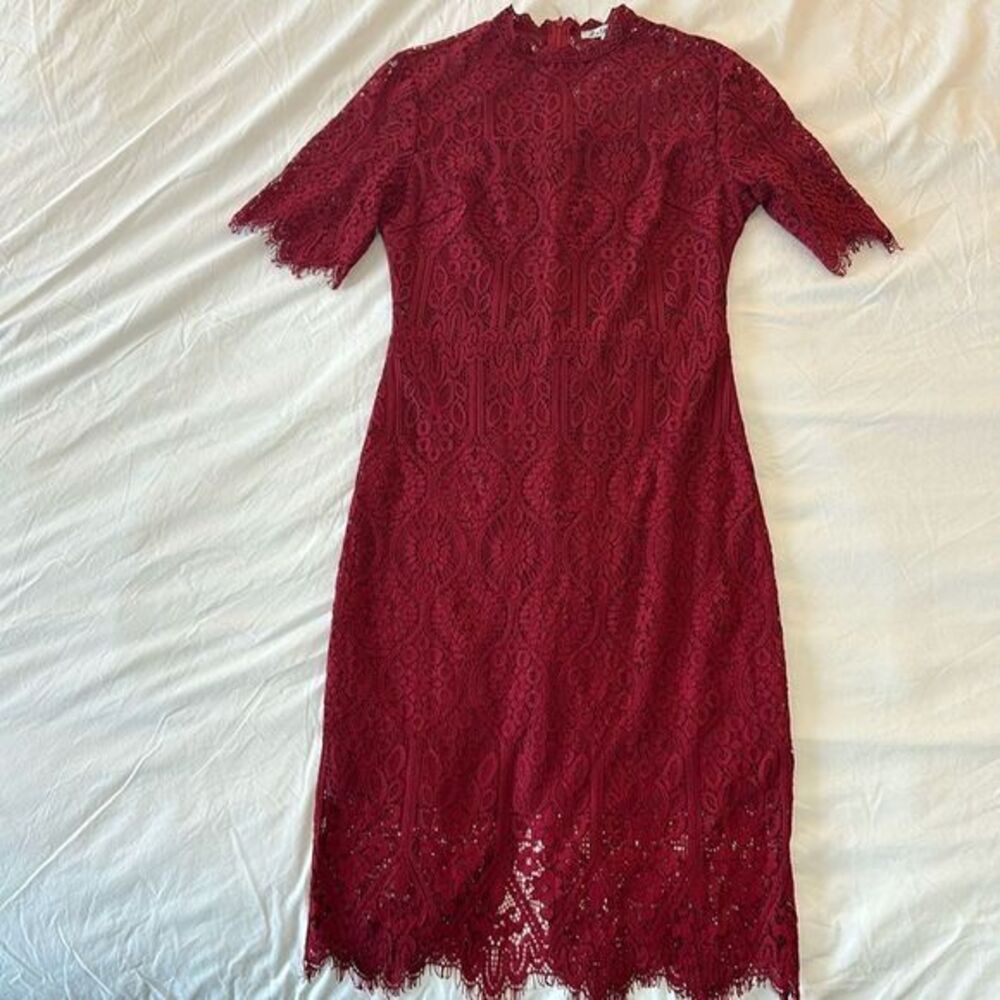 Zalalus Women's Burgundy Lace Dress with a Peekaboo Lining See Last Pic Size 4